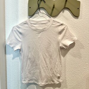 Vuori Pose Fitted Tee size XS